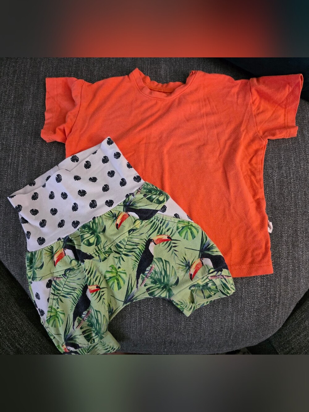 Kids Orange Short Sleeve Pajama Top with Tropical Print Shorts Lot Evolutif
